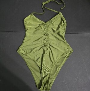 No Boundaries Green Lace-Up One Peice Halter Swimsuit Womens Size Medium 7-9